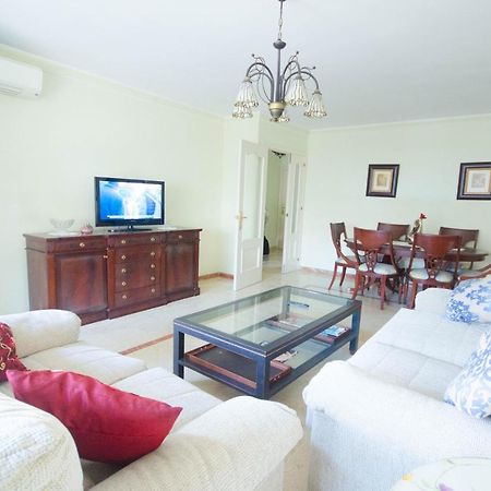 Aparment Neptuno- Located On The Promenade A Few Metres From The Beach. エステポナ エクステリア 写真