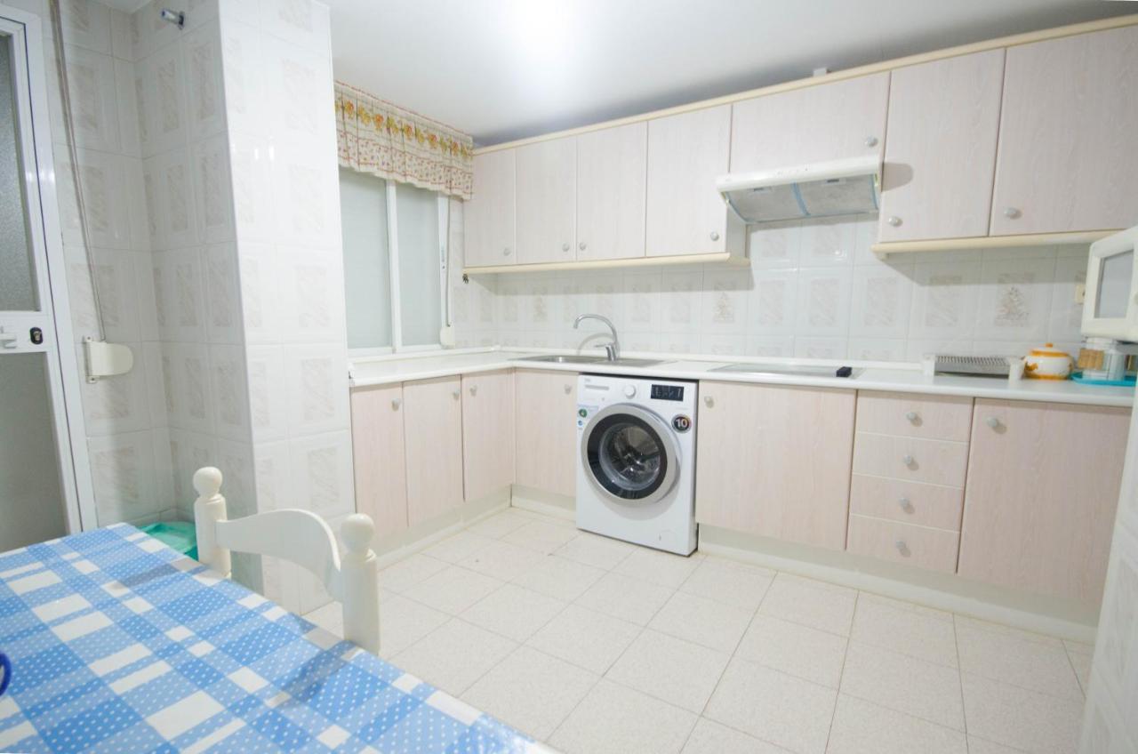 Aparment Neptuno- Located On The Promenade A Few Metres From The Beach. エステポナ エクステリア 写真
